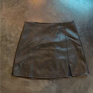 Hollister Black Faux Leather Skirt size M